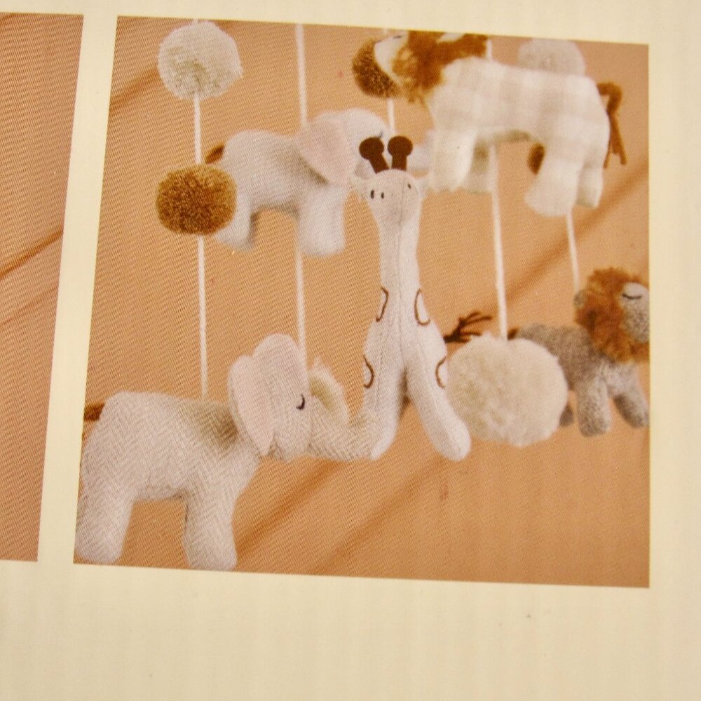 NEW Crane Baby Safari Ceiling Nursery Mobile Elephant Giraffe Lion Handmade - Picture 8 of 11